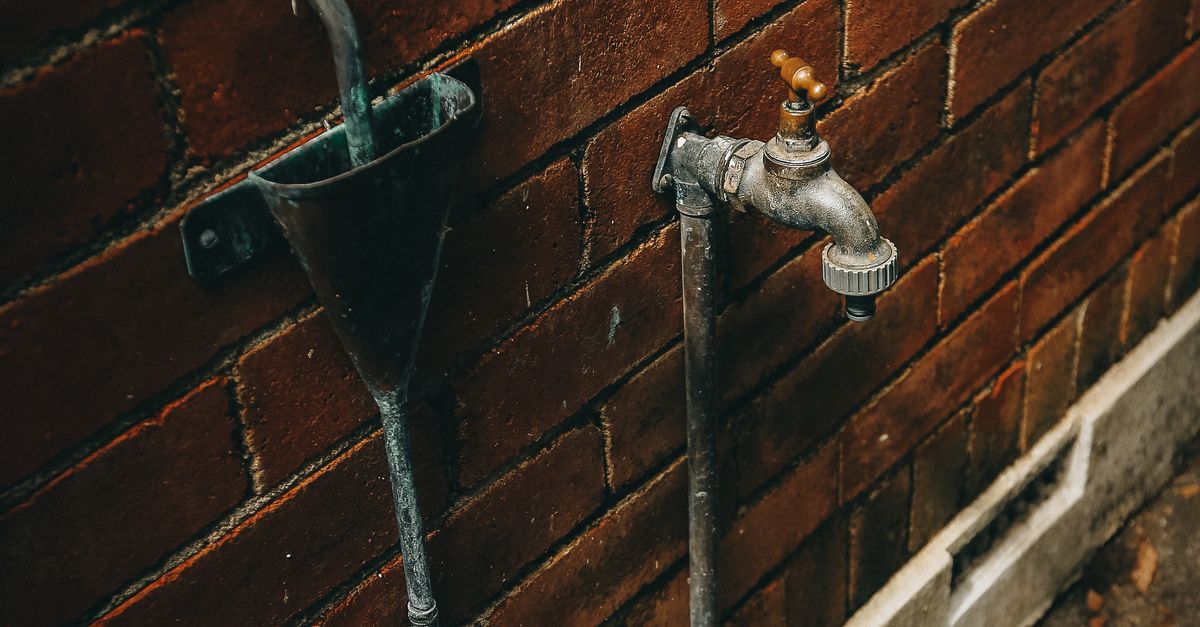Identifying the Signs of a Hot Water System Failure in Bathurst